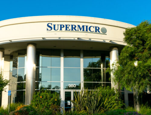 Super Micro Computer (SMCI) Sinks 40% Amid Auditor Resignation and DOJ Probe: Is It Time to SELL?